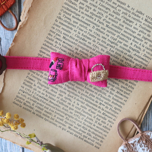 コスメとハイブランドバッグ刺繍がセレブな首輪 リード・首輪