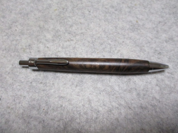 ターキッシュウォルナット　椿油仕上げ　木軸ボールペン(シャープペンシル)　希少材　 1枚目の画像