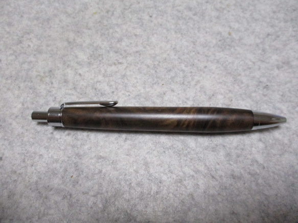 ターキッシュウォルナット　椿油仕上げ　木軸ボールペン(シャープペンシル)　希少材　 4枚目の画像