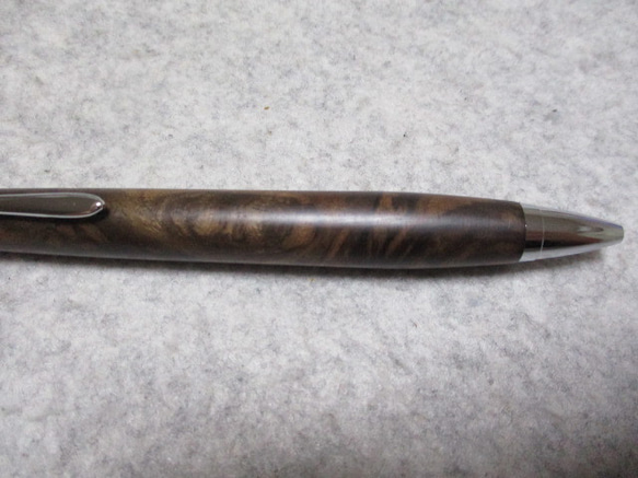 ターキッシュウォルナット　椿油仕上げ　木軸ボールペン(シャープペンシル)　希少材　 5枚目の画像