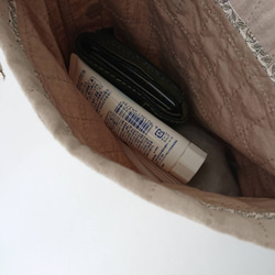 丸いモチーフを散りばめたフラット巾着バッグ・ハーフリネン・ベージュ 9枚目の画像