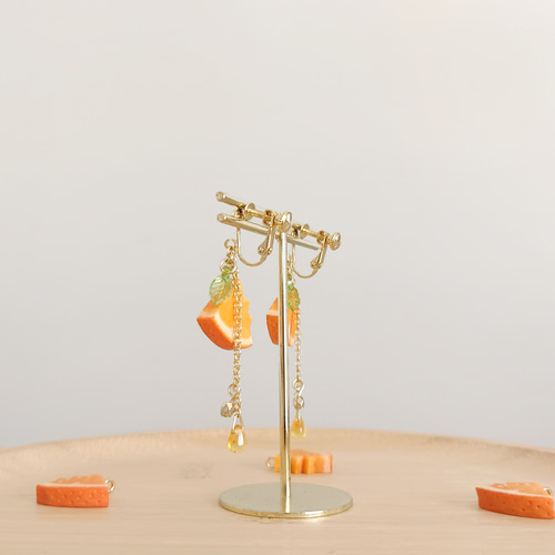 No.1286-E　【再販】星と猫ちゃん☆ピアス・イヤリング(オレンジ) No.1286-E 【再販】星と猫ちゃん☆ピアス・イヤリング(オレンジ