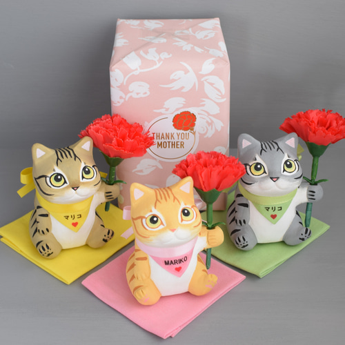 予約販売】母の日カーネーションを贈る猫（ご希望の文字をお入れ致し