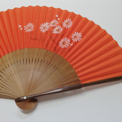 【本体価格10%OFF】趣 -omomuki- <マーガレット>　京扇子 3枚目の画像