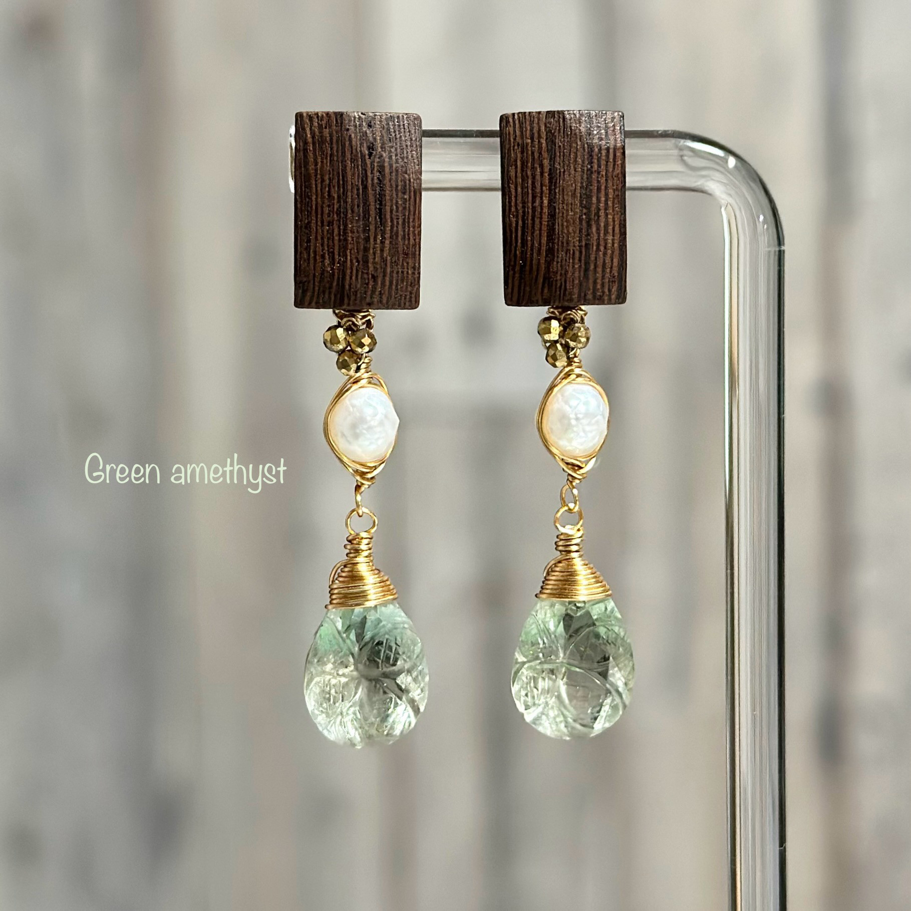 14Kgf美しい天然石ピアス 春の新色リップ(^^)