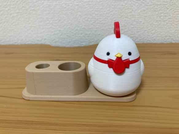 ジェントルコッコの小物入れ付きペン立て 1枚目の画像