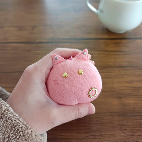 ネコchiのマスコット-もも┃ 猫ねこロボット ぬいぐるみチャーム