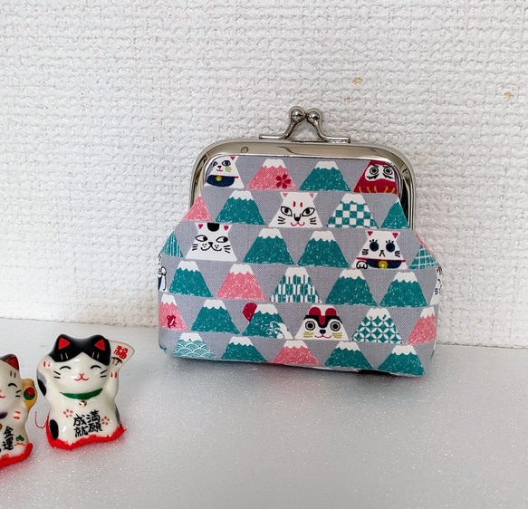 富士山と猫のがま口ポーチとお財布セット《グレー》 5枚目の画像