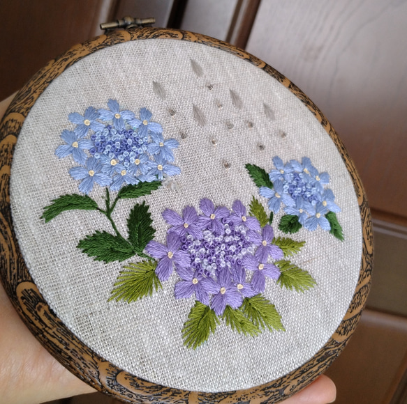 【紫陽花ハンドメイド2024】刺繡フレーム　タペストリー　初夏の花　紫陽花 4枚目の画像