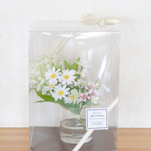 枯れないこぼれない すずらん＆マーガレット＆小花のウォーター