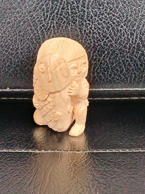 小さい彫刻　金太郎　2 3枚目の画像
