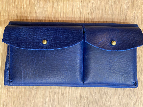 イタリアンレザー　アマゾニアのシンプルな長財布 2枚目の画像