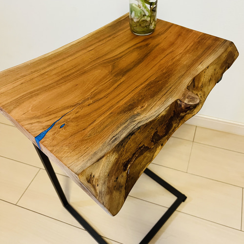 桜の木テーブル　サイドテーブル　ソファテーブル　リバーテーブル　コーヒーテーブル ソファテーブル サイドテーブル レジンテーブル 桜の木 リバーテーブル