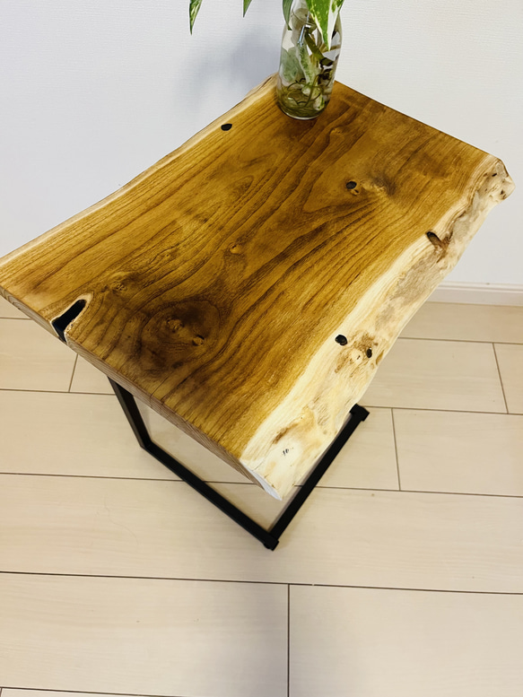 サイドテーブル　ソファテーブル　桑の木　コーヒーテーブル　レジン 3枚目の画像