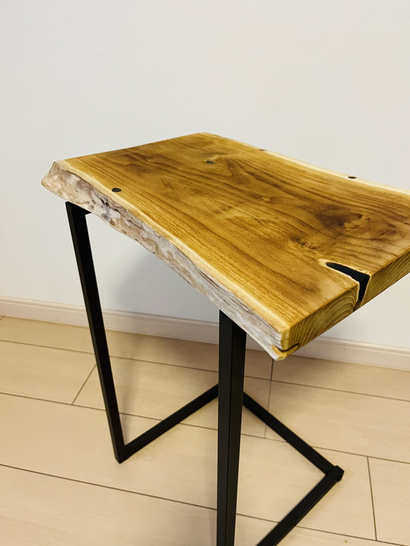 サイドテーブル　ソファテーブル　桑の木　コーヒーテーブル　レジン 6枚目の画像
