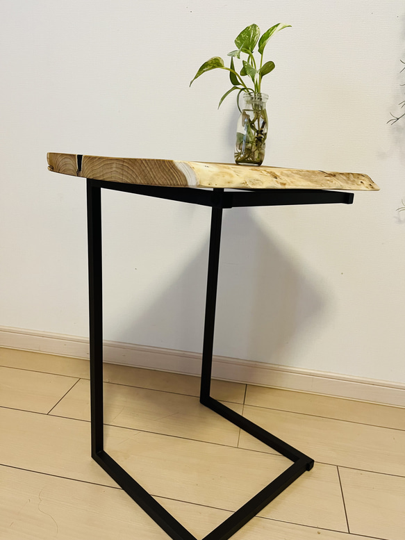 サイドテーブル　ソファテーブル　桑の木　コーヒーテーブル　レジン 5枚目の画像