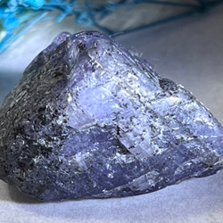 人生を好転させる°⌖꙳　タンザナイト　ラフストーン　原石 3枚目の画像