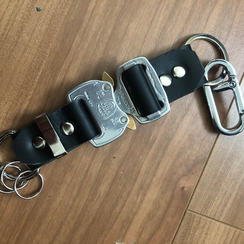 オーストリアルピンコブラバックル20mm使用キーリング