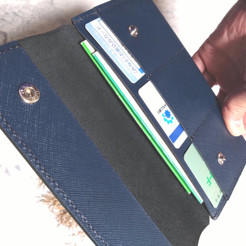 紺色型押し革 薄い長財布.通帳ケース.パスポートケース 長財布