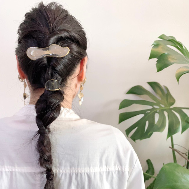 ムーン＆ストーンのバレッタ