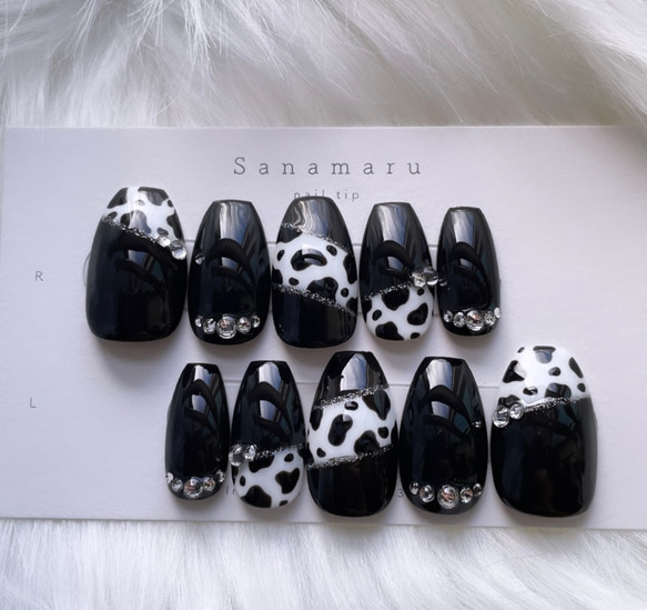 現品】 94 ネイルチップ アニマル柄 牛柄 ダルメシアン柄 秋ネイル