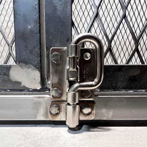 エキスパンドメタル什器 アイアン什器 アイアンシェルフ ビカクシダ