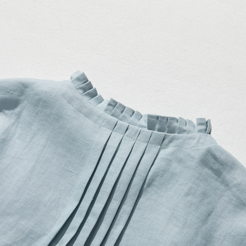 専用です。リネン100%ブラウス さりげなく甘い 美形ブラウス リネン100％生地 リネンシャツブラウス