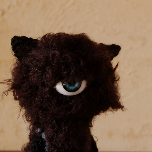 ☆一つ目猫ちゃん(黒M) あみぐるみ knit'n pot 通販 17392242｜Creema