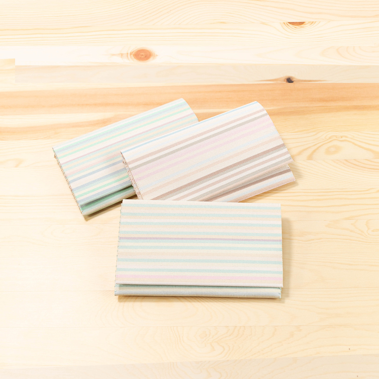 懐紙入れ 高級 西陣織 綴 正絹 シルク100％ 京都 日本製 茶道具 女性用 茶道 お稽古 茶会 和装小物 ギフト