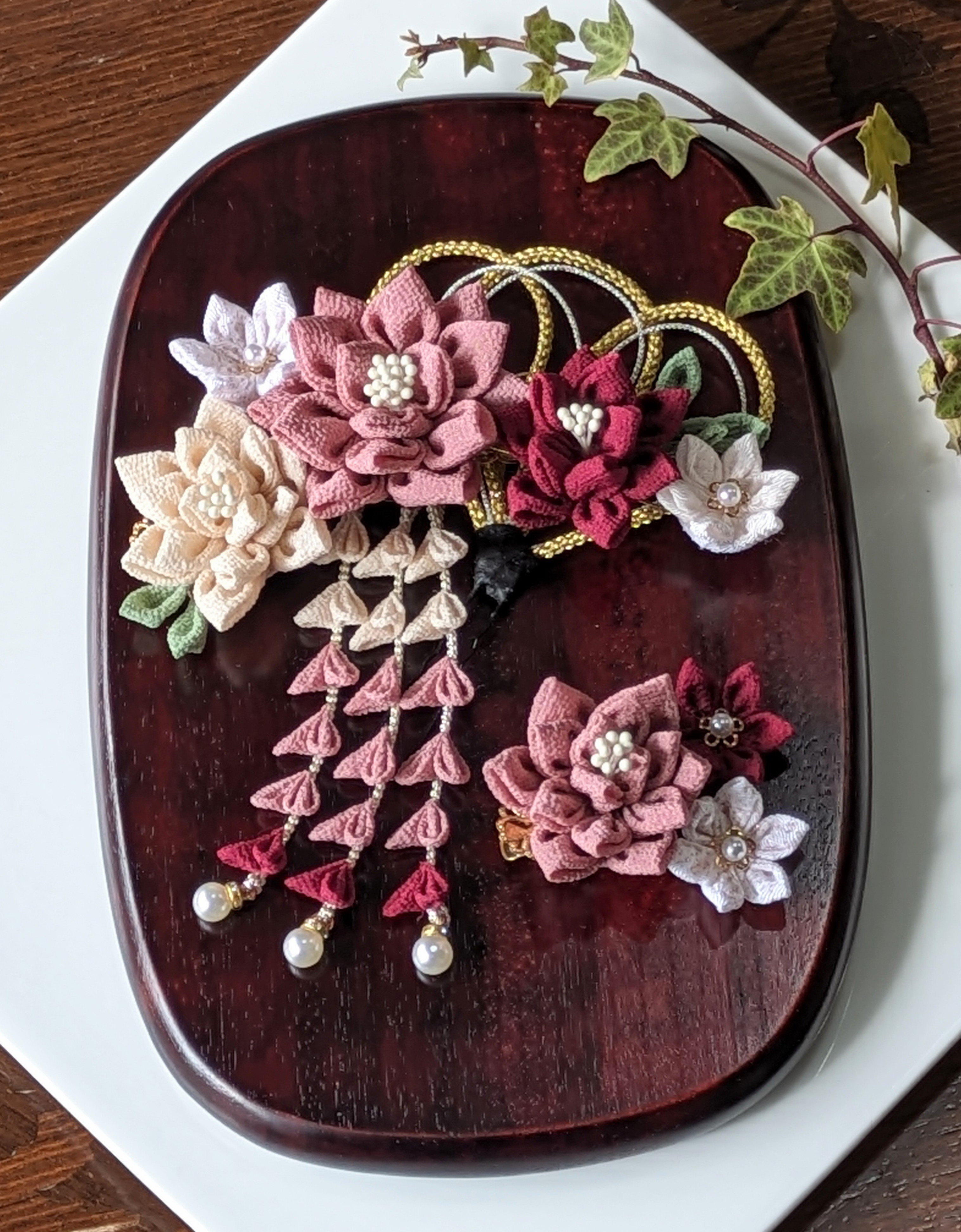 つまみ細工　髪飾り4点セット　和装  振袖    成人式   卒業式  結婚式♪♪　　　[作品No192 ]