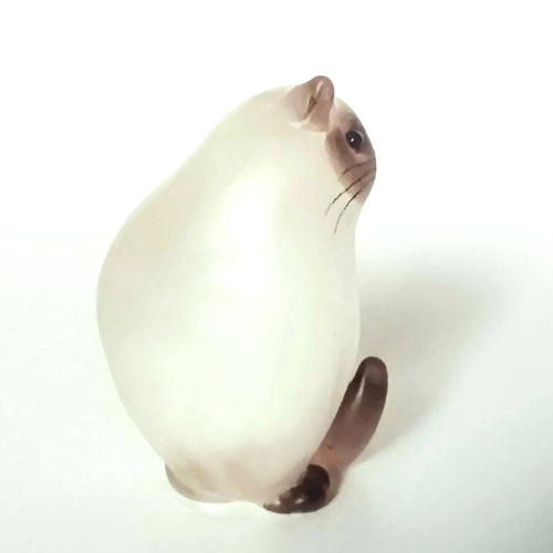 猫の形を模した至高のガラス工芸品 — 究極の美と格調 可夜硝子