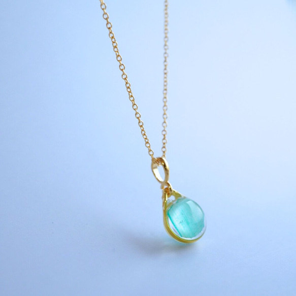 【未使用級】レネレイド　ネックレス　ミントグリーン　箱付き 送料無料〗ネックレス シンプル 一粒 ミントグリーン揺れる雫