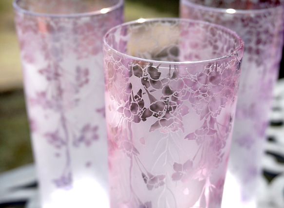 垂枝櫻花和柳樹柯林斯玻璃 第4張的照片
