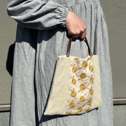 ラスト1★ 大人気の為再入荷！大人なペーズリー刺繍ミニトートバック　麻　グレー 7枚目の画像