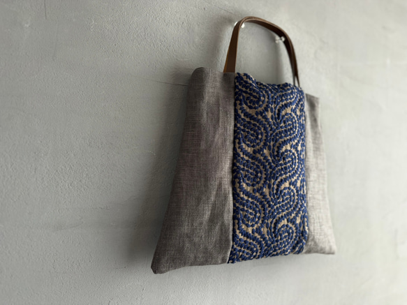 ラスト1★ 大人気の為再入荷！大人なペーズリー刺繍ミニトートバック　麻　グレー 2枚目の画像