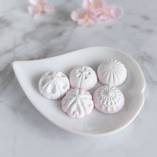 ギフトセット「砂糖菓子みたいなアロマストーン」形が選べるお皿