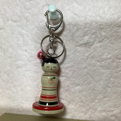 こけしのキーホルダー その他雑貨 こけス 通販 17394066｜Creema(クリーマ)