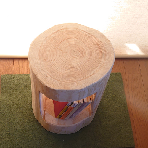 圧倒的な存在感 ひのき切株ウッドスツール くり抜き・ラージサイズ  