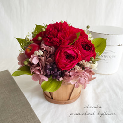 造花　赤い薔薇　オンシジウム　アレンジ　御祝　母の日　誕生日 Amazon｜Lakymisy 赤バラ 造花 ローズ花束 10本セット 薔薇 花束