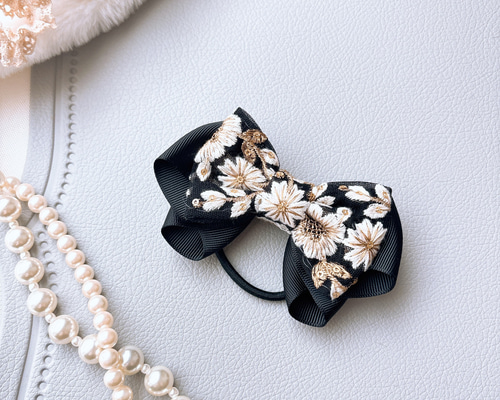 刺繍リボン ヘアゴム ブラック おしゃれ好きさんにも 卒業式