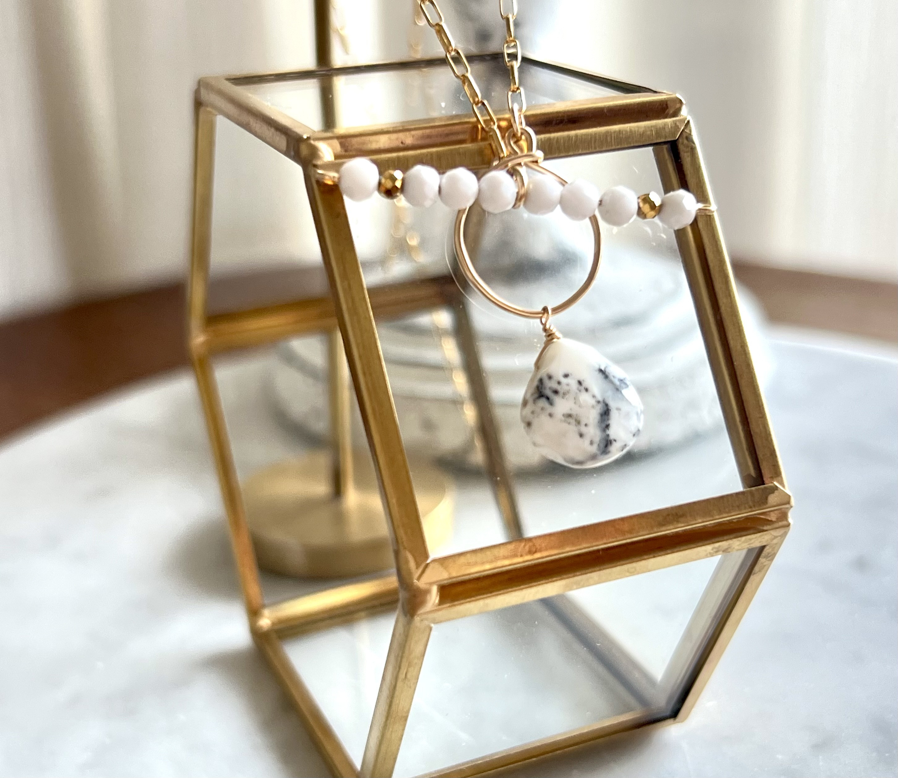 【再販】ストーンが選べる！マンテルネックレス【デンドライトオパール＆ホワイトオニキス】14kgf ホワイト 4,875円