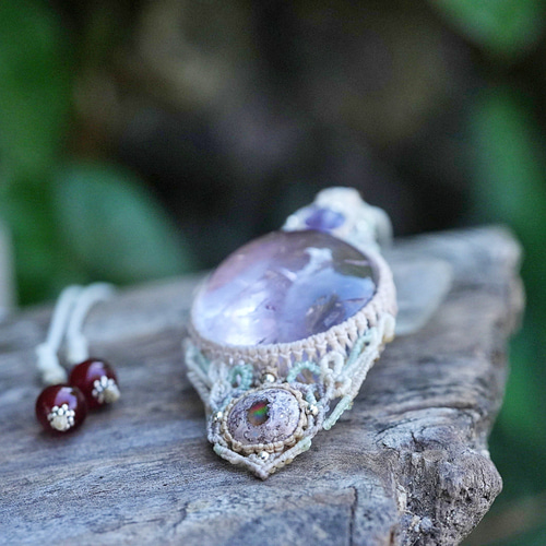 空と魔法☆タンザナイト アメシスト カンテラオパール マクラメ