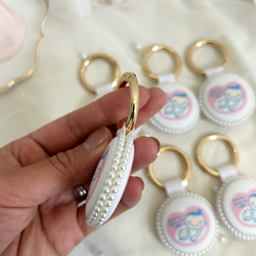 最短即日発送】マタニティキーホルダー マタニティマーク おなかに