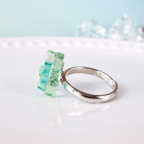 ガラスのミントゼリー 指輪 リング ガラス 春 夏 透明感 ミント