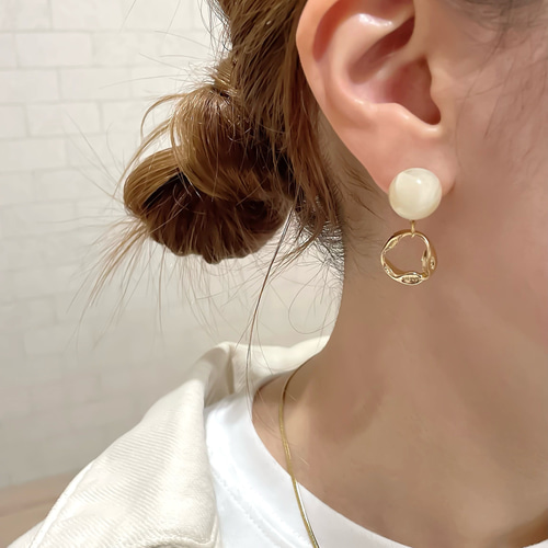 くすみカラーカボション×ゴールドring ピアス / イヤリング ピアス