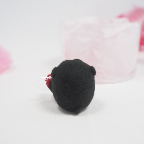 受注製作】母の日限定シリーズ まゆパグの赤ちゃんがカーネーションを