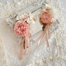 新年を祝う赤ダリアと祝い水引金のかすみ草のお正月しめ縄飾り＊無料