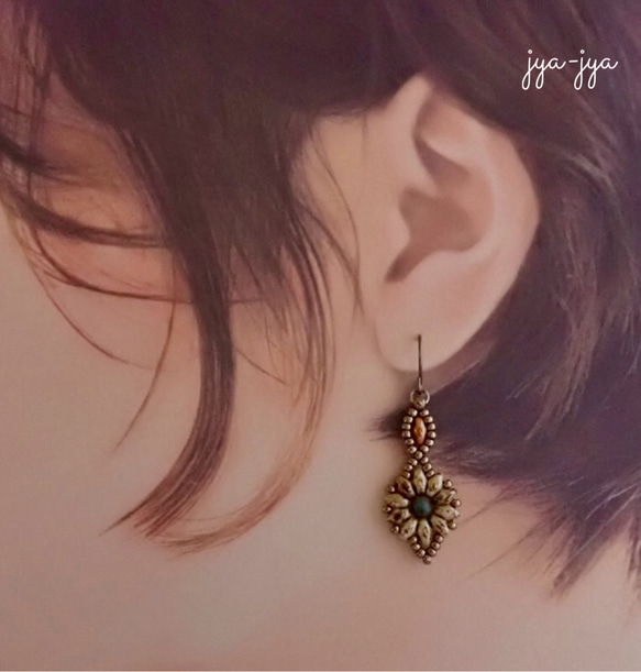 【新作】beads earrings ＊ orange flower 5枚目の画像