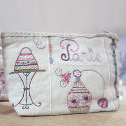 新入荷！【フランス　刺しゅうキット】ギフトにもおススメ！『TROUSSE PARIS（ポーチ パリ）』 5枚目の画像