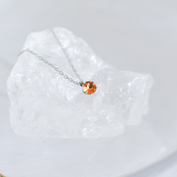 【マデイラシトリンのシンプルな一粒ネックレス】オレンジ/5mm/天然石/サージカルステンレス/つけっぱなしOK 6枚目の画像